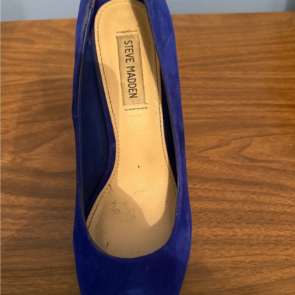 Steve Madden Amazed Royal Blue Suede Peeptoe Heels - Picture 10 of 11